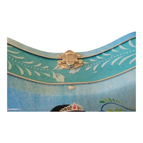 Beaded Purse 👛Elena of Avalor Large Tin Lunch Box - Picture 3 of 8